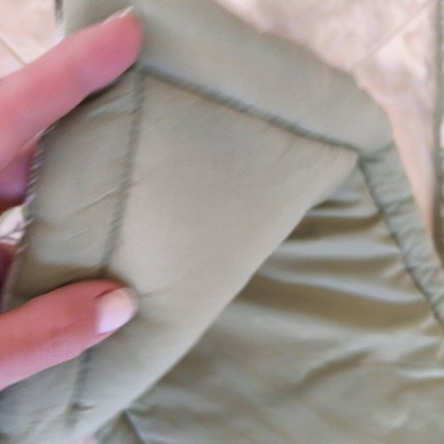 Jukki crib bumper like new for baby bed