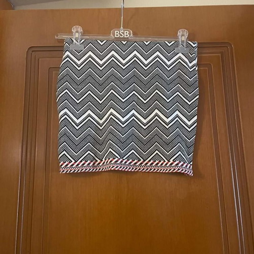 Zara skirt with pattern used, size small, suitable for children