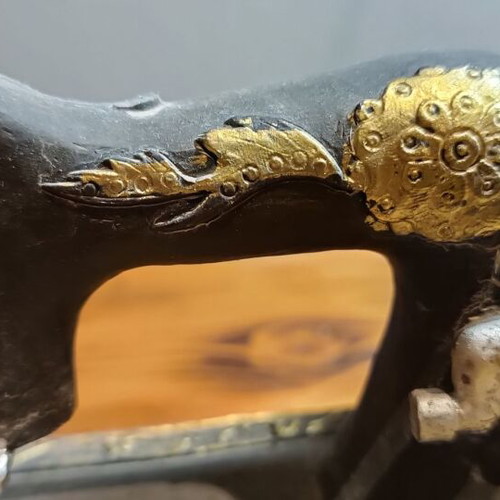 Decorative sewing machine new, ceramic