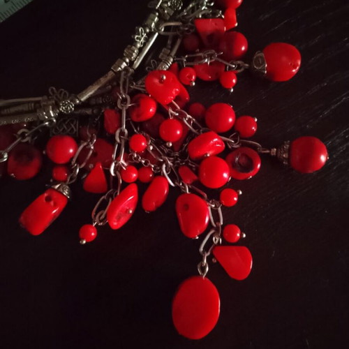 Natural coral vintage necklace like new, length 51 cm