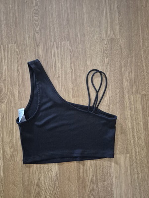 Top black like new