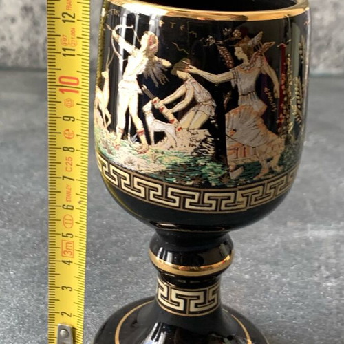 Greek cup used with traditional design
