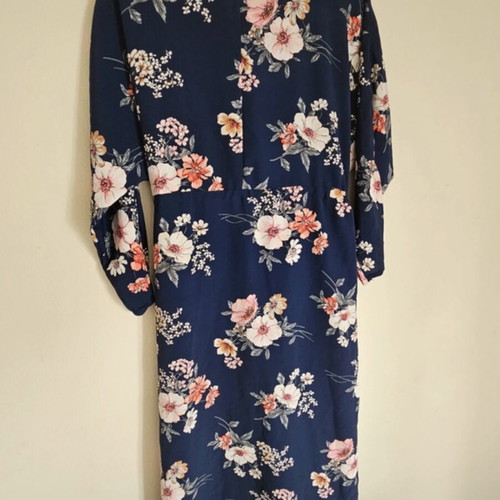 Kimono used floral in sizes S and M, blue and pink