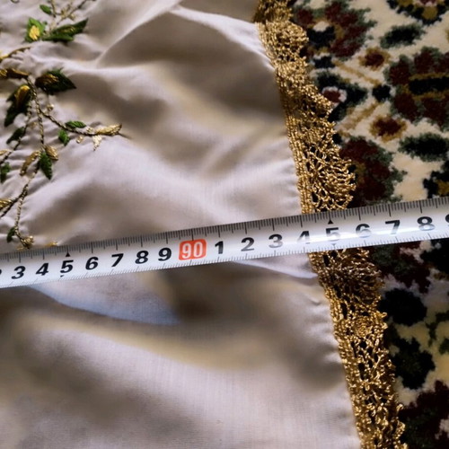 Handmade table runner like new, one piece