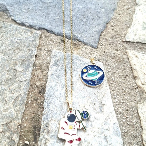 Zara necklace with 2 different pendants