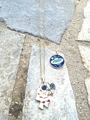 Zara necklace with 2 different pendants