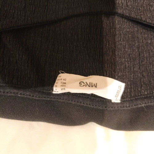 Mango short sleeve blouse black like new with puffed sleeve