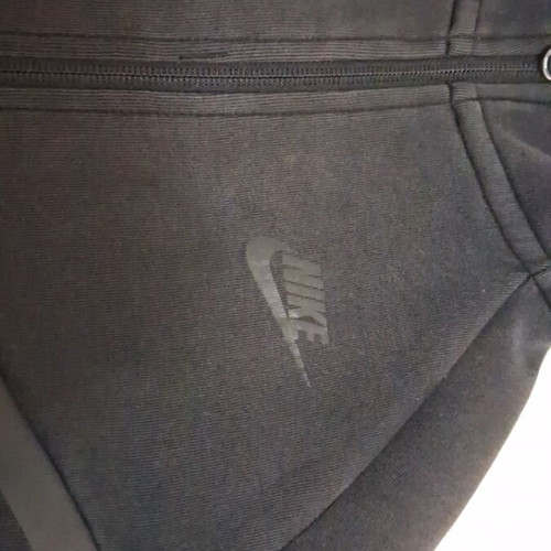 Nike Tech Fleece ζακέτα μεταχειρισμένη, μέτρια κατάσταση, μέγεθος M