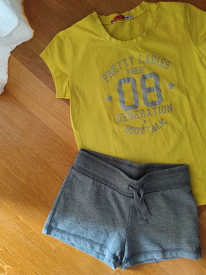 Σετ Body Talk μπλούζα και Fox σορτσάκι μεταχειρισμένο για 10χρ