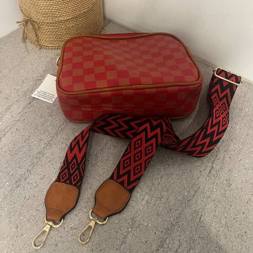 Crossbody bag new, red with detachable strap