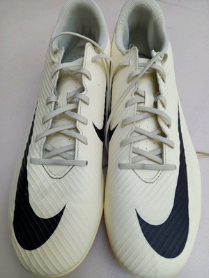 Nike Mercurial Vapor 15 Club TF μεταχειρισμένα, μέγεθος 47, μπεζ