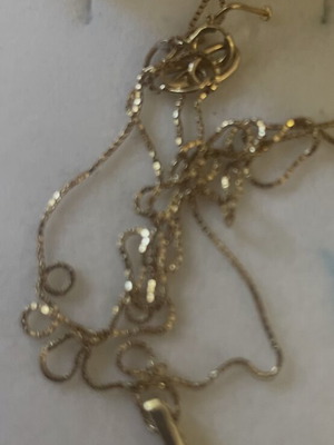 585 gold chain and cross pendant