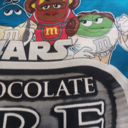 Star Wars M&Ms fleece blanket like new, 1.20x1.48m