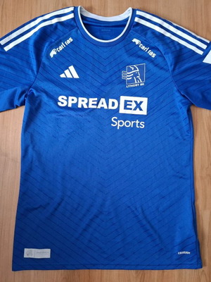 Φανέλα ποδοσφαίρου Lyngby 2022-23 Home Kit σαν καινούργια