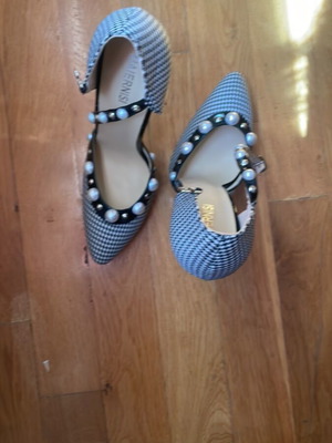 Stiletto shoes new, black and white, sizes 39-39.5