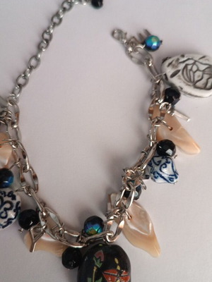 Bracelet silver with various charms handmade new