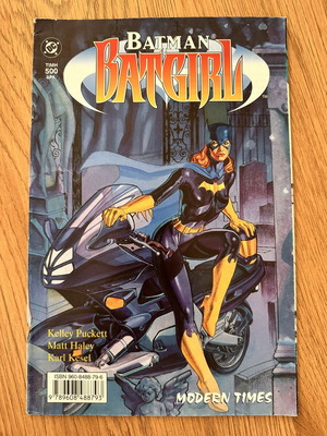 Batman Batgirl comic used in excellent condition