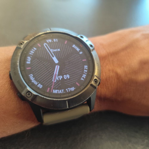 Fenix 6X smartwatch used, charging issue, good condition