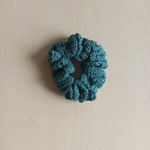 Scrunchie knitted handmade new for hair