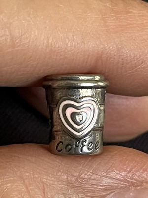 Charm silver 925, like new, pink and silver coffee design