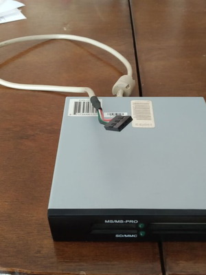 Drive card reader 2.5 USB connectivity like new