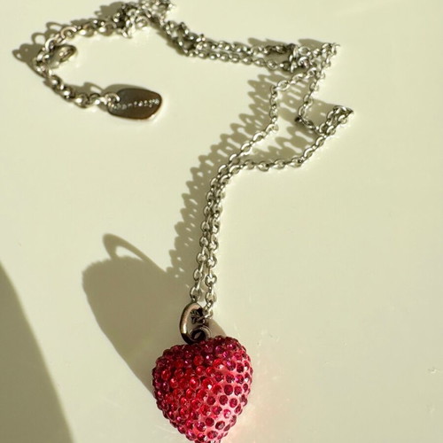 Phantasya heart pendant used with red stones