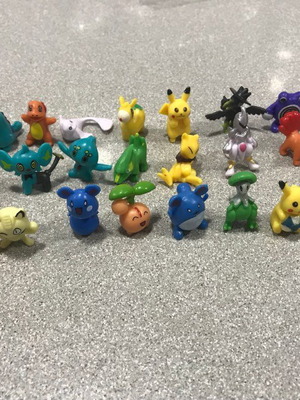 Set of 24 Pokemon collectible mini PVC figures 2-3cm
