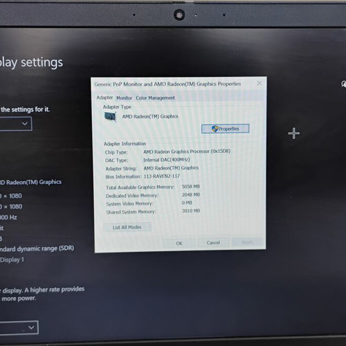 Laptop Lenovo like new, AMD Ryzen, 8GB RAM, 256GB SSD, 15-inch