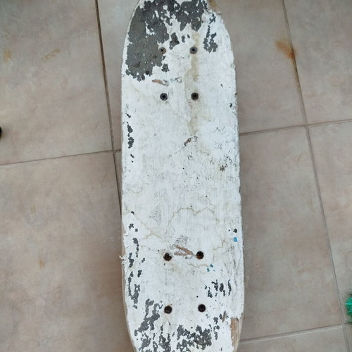Skateboard used in excellent working condition