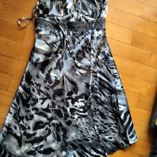 Satin dress YSATIS animal print like new, small size