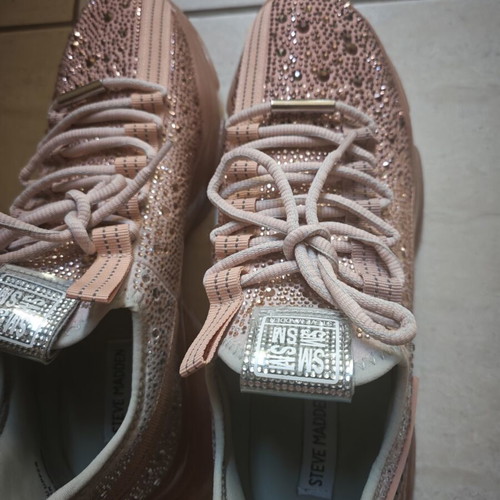 Steve Madden sneakers size 41, like new, silver