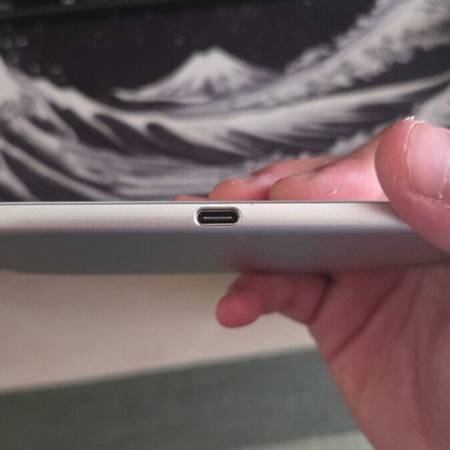 Baseus Dual Wireless Charger like new, 15W fast charging
