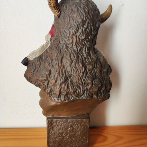 Vintage Native American Warrior Bust with Horned Headdress used