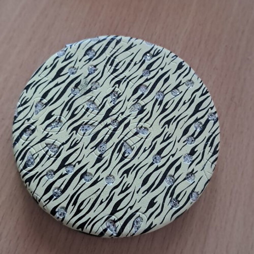 Pocket mirror like new