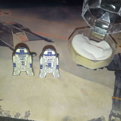 Star Wars R2-D2 collectible cufflinks new