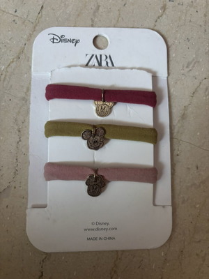 Disney elastic bands Zara new, missing one piece