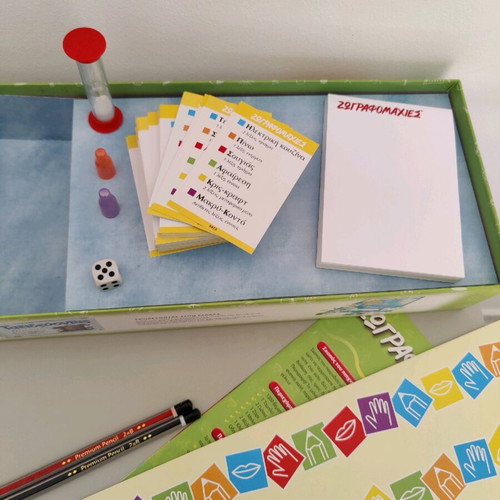 Zografomaxies board game like new for kids