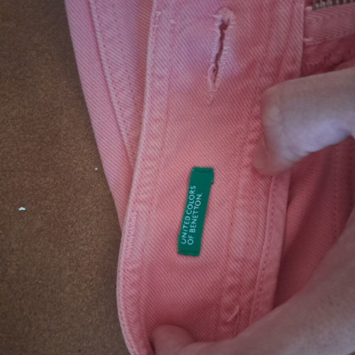 Benetton pink women's jeans like new, fashionable