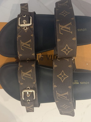Louis Vuitton slippers size 38 like new, black and brown