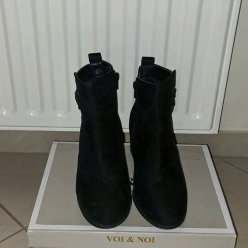 Voi&Noi castor boots No.38 like new, black