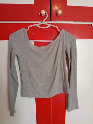 Bershka crop top like new, size L
