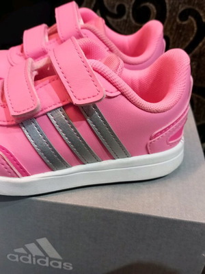 Adidas sports size 24