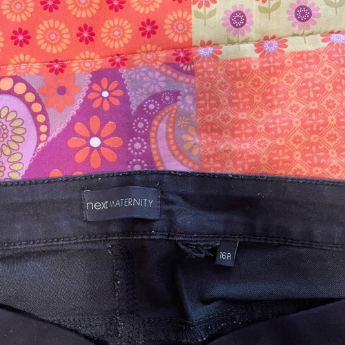 Maternity pants and overalls used, sizes XL and XXL, black and blue