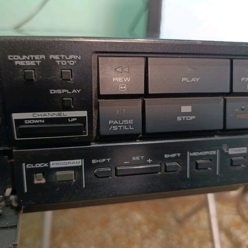 VHS player μεταχειρισμένο, μη λειτουργικό για ανταλλακτικά ή επισκευή