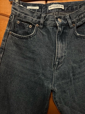 Pull & Bear crop denim pants size 34