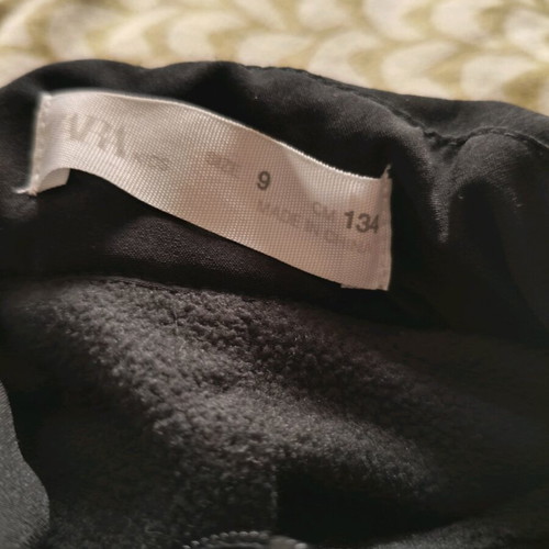 Zara Ski Pants like new for girl size 9-134cm black with pink stripe