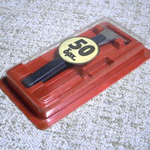 Schick vintage shaving razor with box, no blades