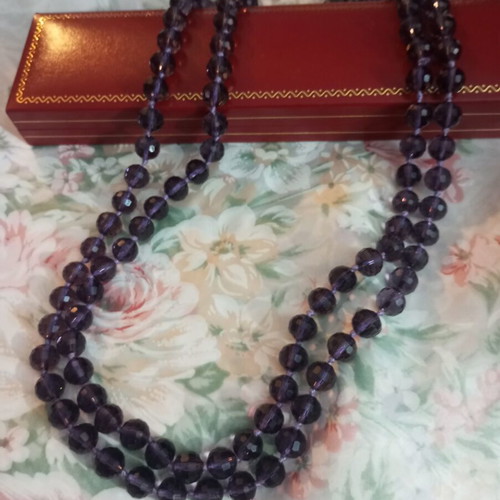 Necklace with Austrian Crystal Beads like new, purple, 63 cm