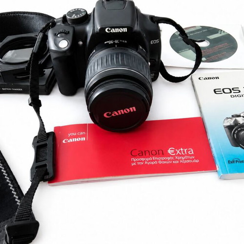 Canon EOS 350D Digital DSLR camera used with Canon EF-S 18-55mm lens