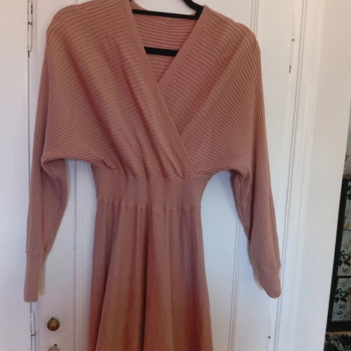 Knee-length dress pink like new